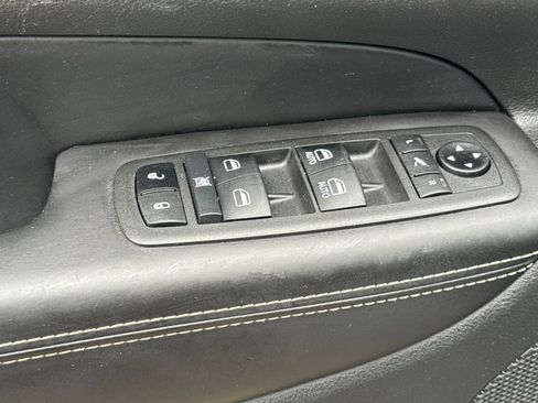 Used 2016 Jeep Grand Cherokee Overland image 13