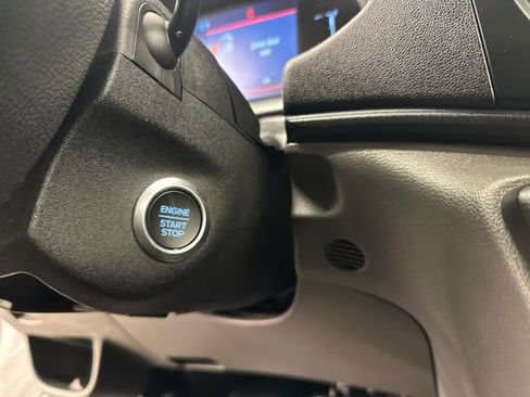 New 2026 Ford Transit 250 148 Medium Roof image 21