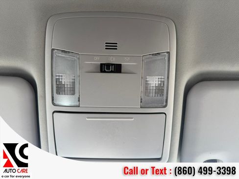 Used 2016 Toyota RAV4 LE AWD/4WD image 23
