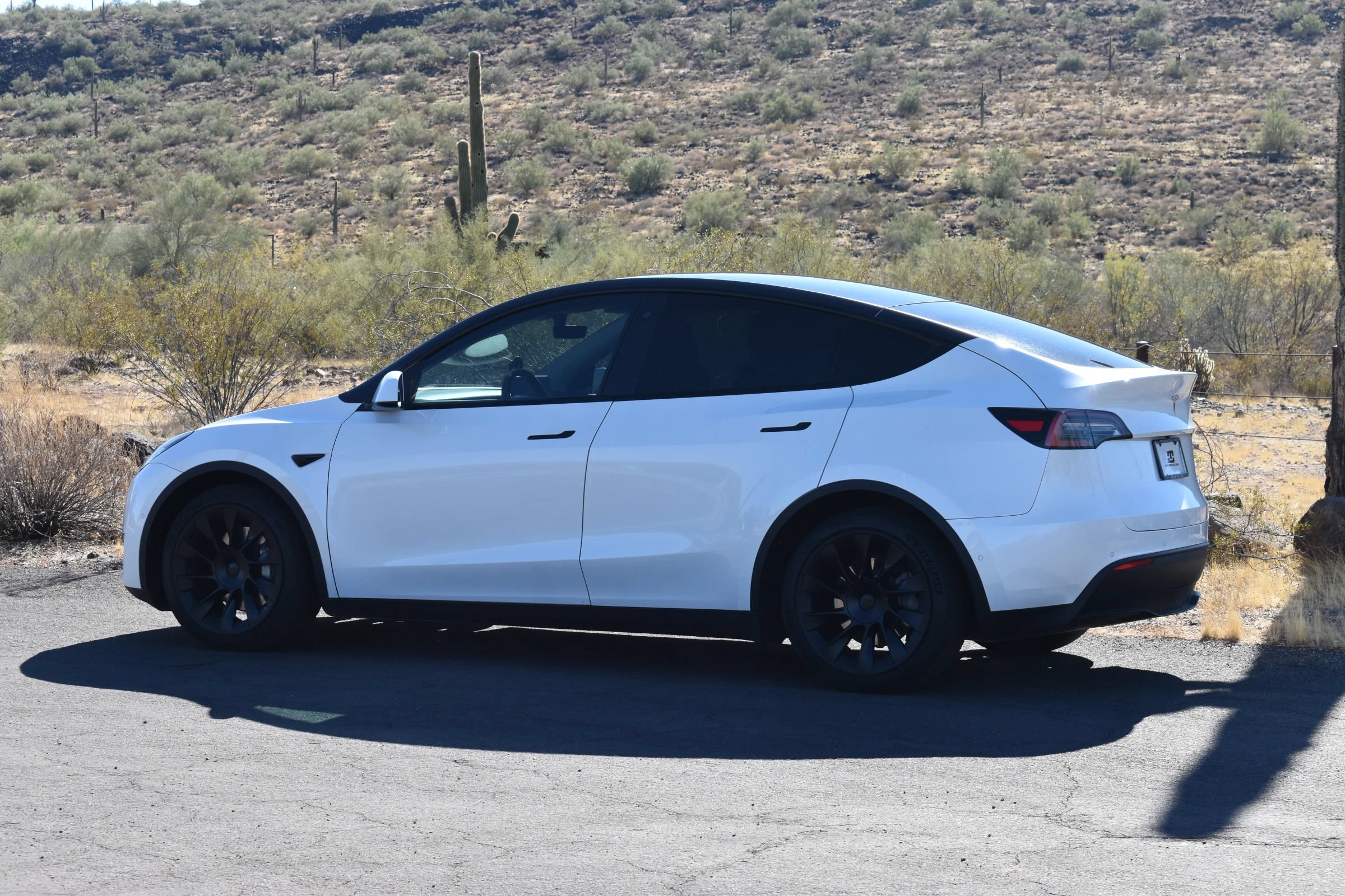 Used 2021 Tesla Model Y Long Range AWD/4WD image 5