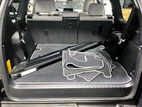 Used 2023 Lexus GX 460 w/ Black Line Special Edition image 39