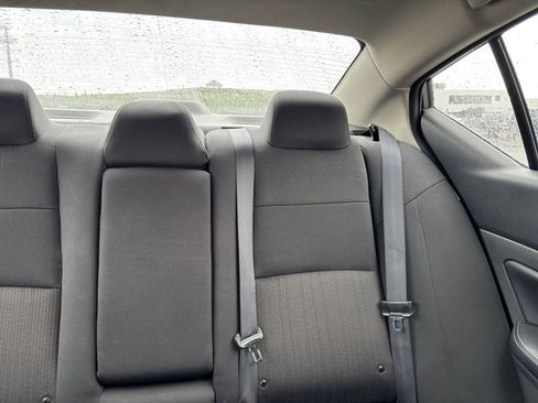 Used 2025 Nissan Altima 2.5 SV FWD image 35