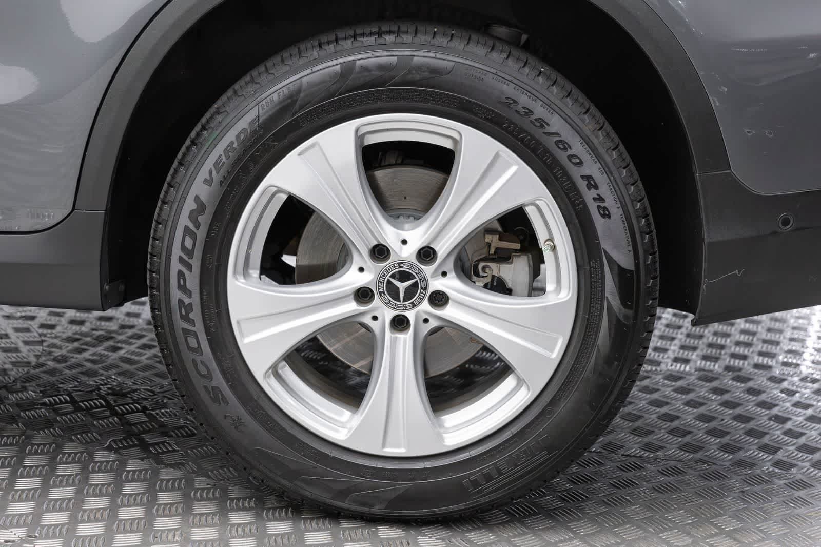 Used 2018 Mercedes-Benz GLC 300 4MATIC image 48