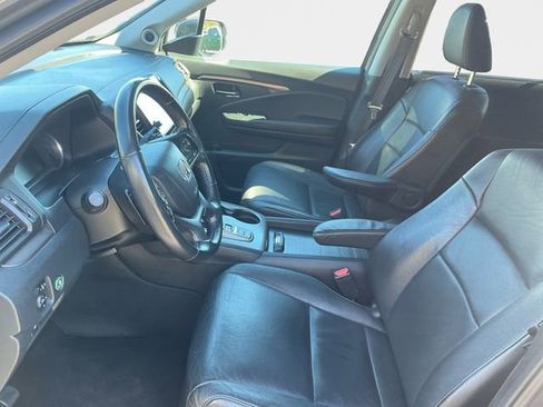 Used 2022 Honda Pilot Special Edition image 10