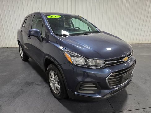 Used 2019 Chevrolet Trax LS w/ Tint and Cruise Package AWD/4WD image 2