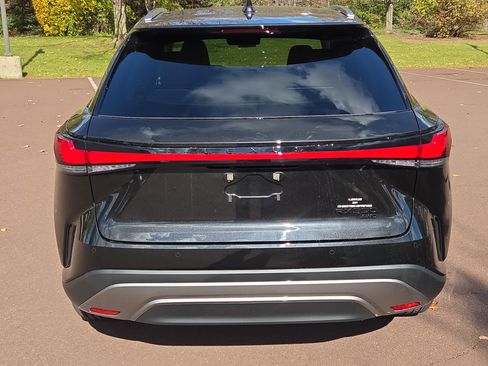 New 2025 Lexus RX 350 w/ Luxury Package image 3