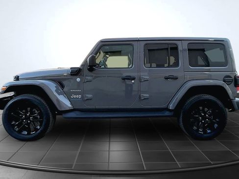 Used 2023 Jeep Wrangler Unlimited Sahara w/ Cold Weather Group AWD/4WD image 3