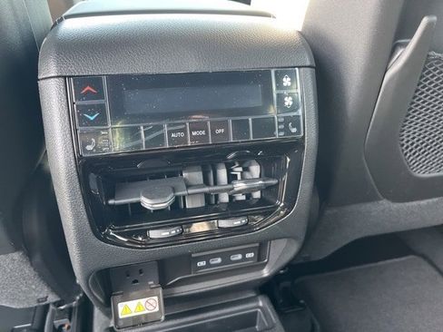 New 2026 Jeep Grand Cherokee L Limited image 20