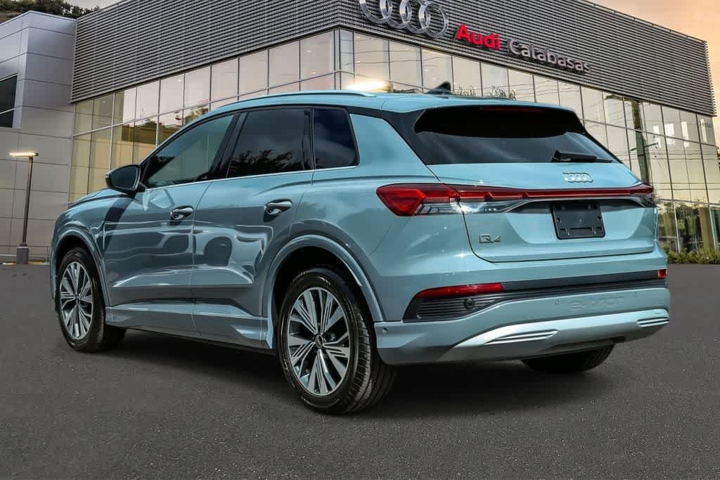 Used 2023 Audi Q4 e-tron Premium Plus w/ Premium Plus RWD image 4