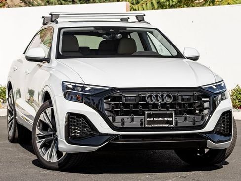 Used 2024 Audi Q8 Premium Plus AWD/4WD image 4