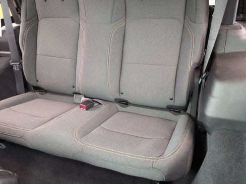 Used 2025 Jeep Wrangler Willys image 21