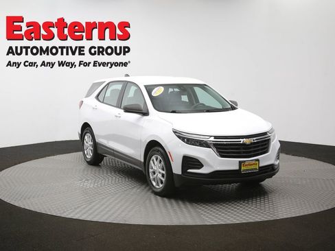 Used 2022 Chevrolet Equinox LS FWD image 48