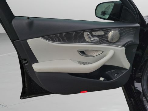 Certified 2022 Mercedes-Benz E 450 4MATIC Sedan image 16