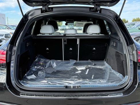 New 2026 Mercedes-Benz GLC 300 image 12