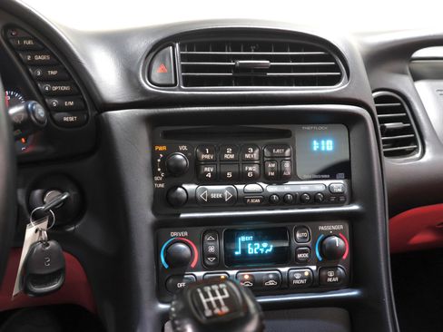 Used 2002 Chevrolet Corvette Z06 w/ Memory Pkg image 70