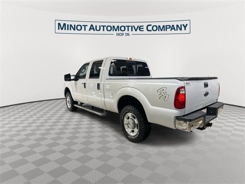 Used 2011 Ford F250 XLT w/ XLT Premium Pkg image 6