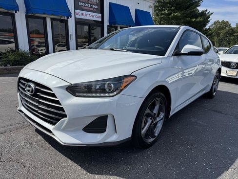 Used 2020 Hyundai Veloster 2.0 FWD image 1