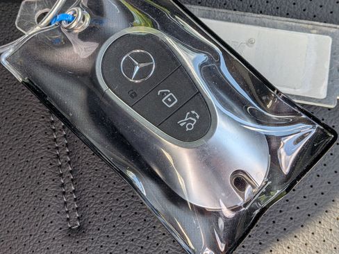 New 2026 Mercedes-Benz GLC 300 4MATIC image 35