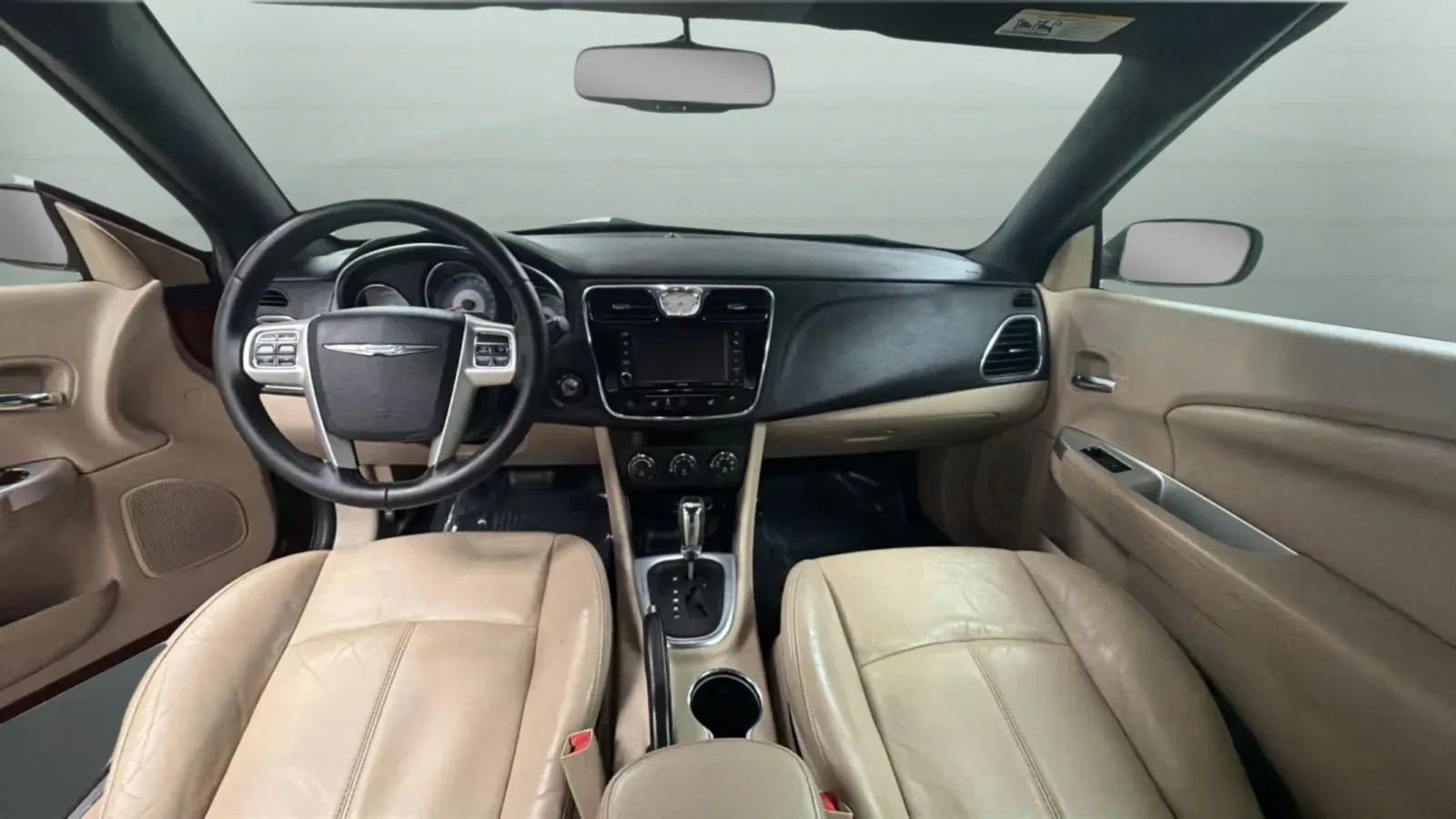 Used 2013 Chrysler 200 Limited FWD image 9