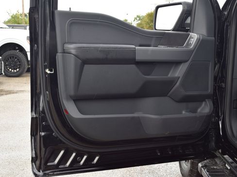 Used 2025 Ford F150 XLT w/ Equipment Group 302A MID AWD/4WD image 17