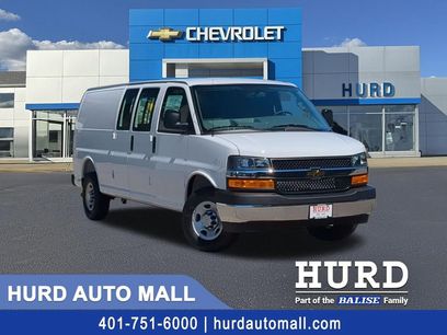 New 2026 Chevrolet Express 2500 Extended w/ Chrome Appearance Package