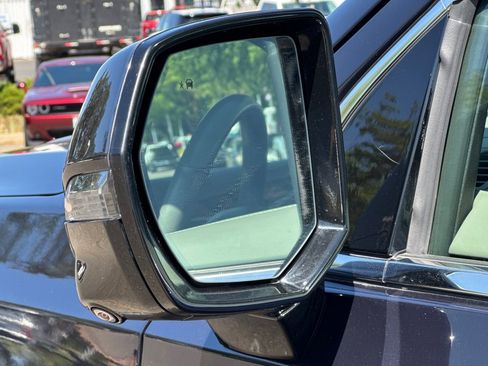 Used 2021 Cadillac Escalade Premium Luxury Platinum image 57