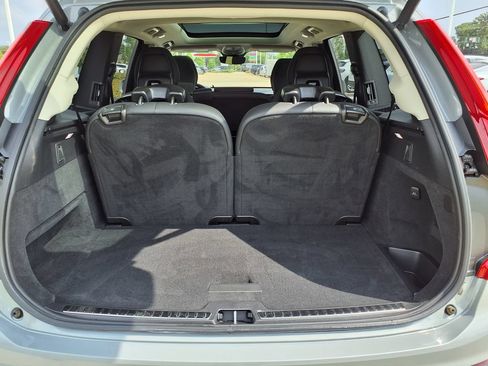 Used 2024 Volvo XC90 B6 Plus AWD/4WD image 11