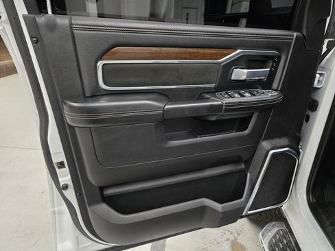 Used 2024 RAM 2500 Laramie image 18