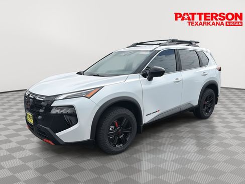 New 2026 Nissan Rogue SV AWD/4WD image 1