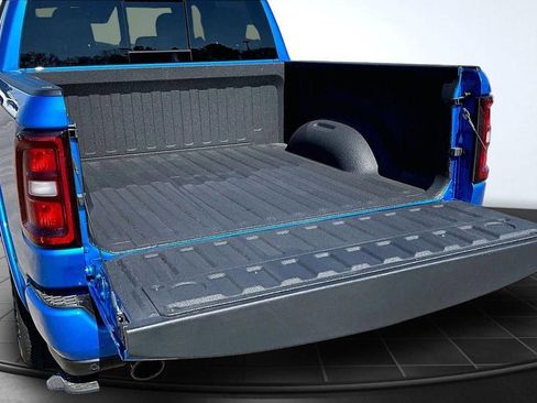 Used 2025 RAM 1500 Lone Star image 18