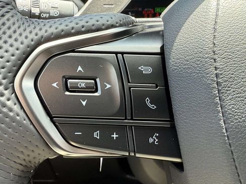 New 2026 Lexus TX 500h AWD image 18