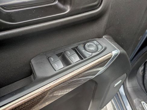 Used 2021 Chevrolet Silverado 1500 LT Trail Boss w/ Convenience Package II image 15