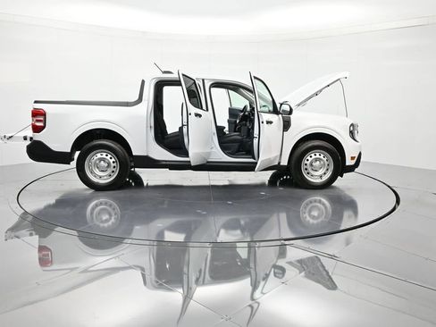 New 2026 Ford Maverick XL image 29