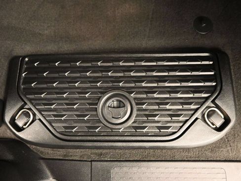 Used 2020 RAM 1500 Sport w/ Level 2 Equipment Goup w/2_L AWD/4WD image 20