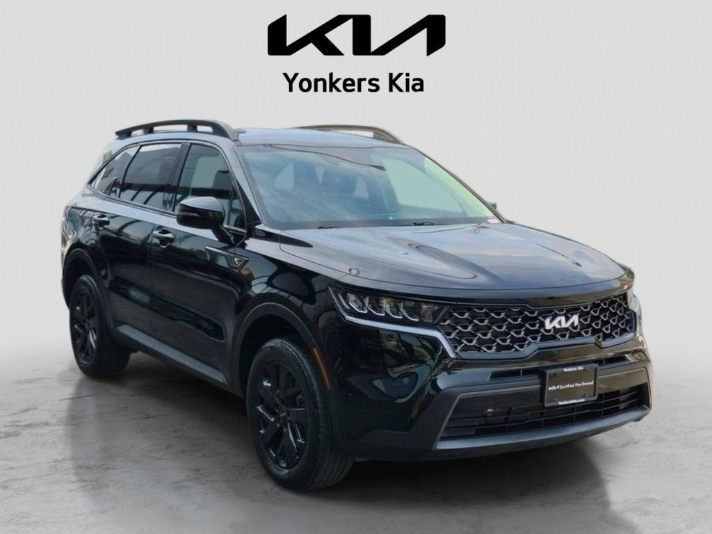 Certified 2023 Kia Sorento S AWD/4WD image 4