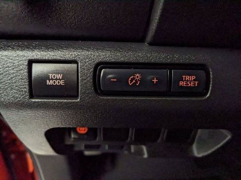 Used 2025 Nissan Frontier PRO-4X w/ Interior Protection Package AWD/4WD image 13