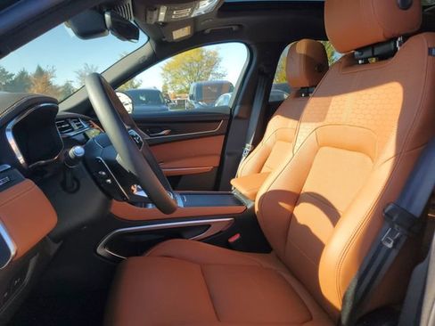 New 2026 Jaguar F-PACE R-Dynamic S AWD/4WD image 18