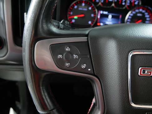 Used 2015 GMC Sierra 1500 SLT w/ All-Terrain Package AWD/4WD image 27