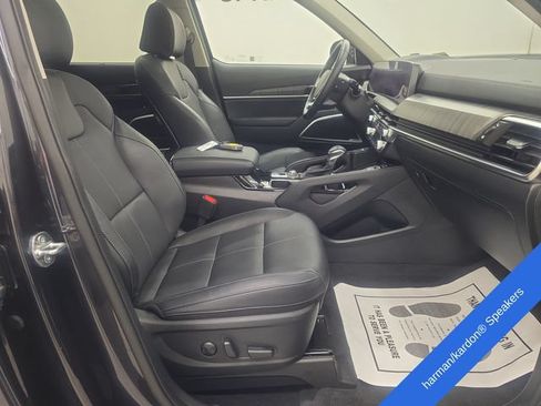 Used 2025 Kia Telluride SX FWD image 9