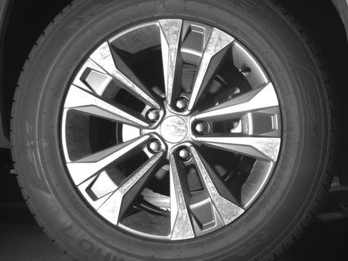 Used 2025 Chevrolet Equinox LT FWD image 15