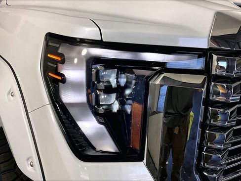 New 2026 GMC Acadia AT4 AWD/4WD image 21