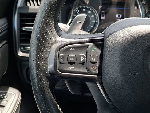 Used 2022 RAM 1500 Laramie AWD/4WD image 20