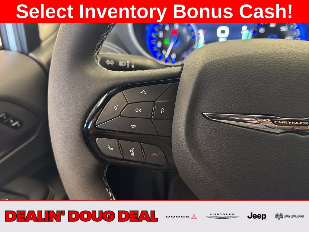 New 2026 Chrysler Pacifica Select w/ S Appearance Package AWD/4WD image 10