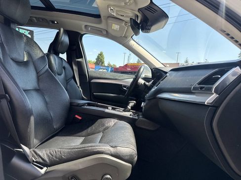 Used 2016 Volvo XC90 T5 Momentum AWD/4WD image 16