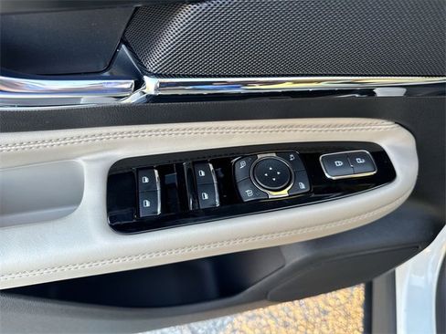 New 2026 Lincoln Corsair Reserve image 13