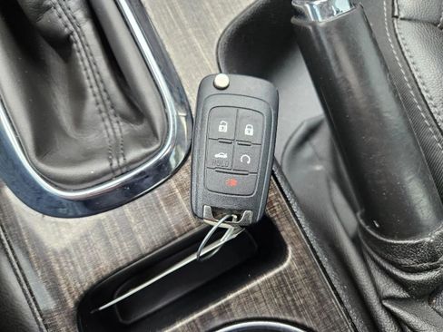 Used 2015 Chevrolet Malibu LTZ FWD image 25