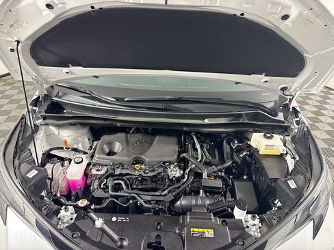Used 2025 Toyota Sienna XLE w/ XLE Plus Package FWD image 30