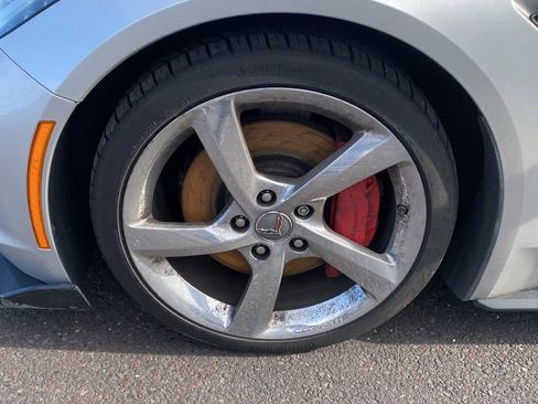 Used 2018 Chevrolet Corvette Stingray Coupe image 9