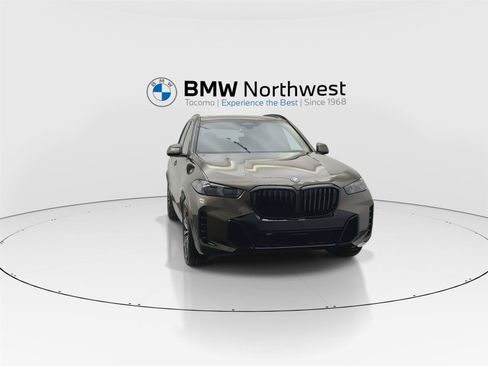 New 2026 BMW X5 xDrive50e w/ M Sport Package AWD/4WD image 7