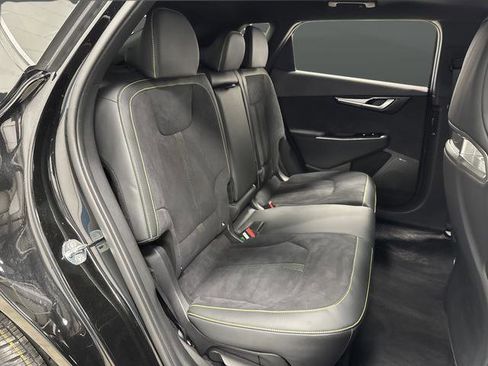 Used 2024 Kia EV6 GT image 33